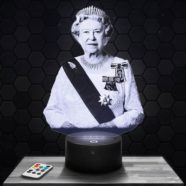 lampe-3d-elizabeth-2-reine-d-angleterre-600