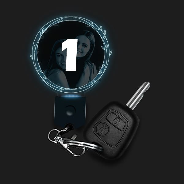 Gepersonaliseerde Lichtgevende Met Ronde Ornamenten Sleutelhanger