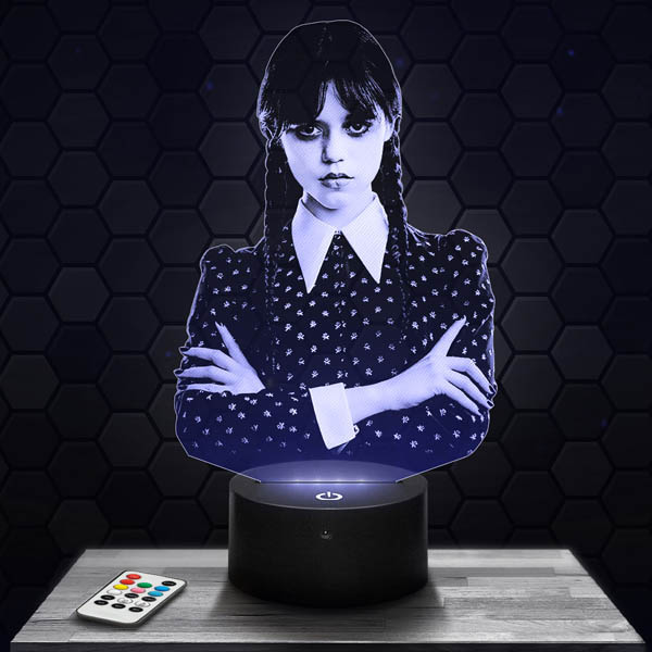 lampe-3d-mercredi-la-famille-adams-600