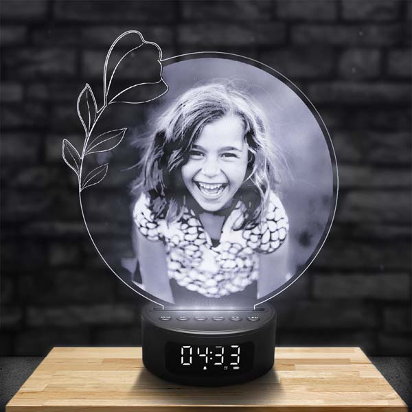 Lámpara personalizada infantil ESTRELLA en madera, modelo Música