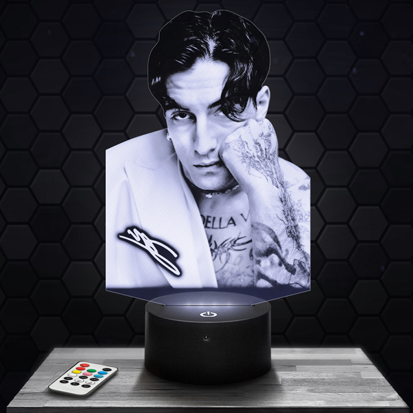 Damiano
  David 3D LED lamp