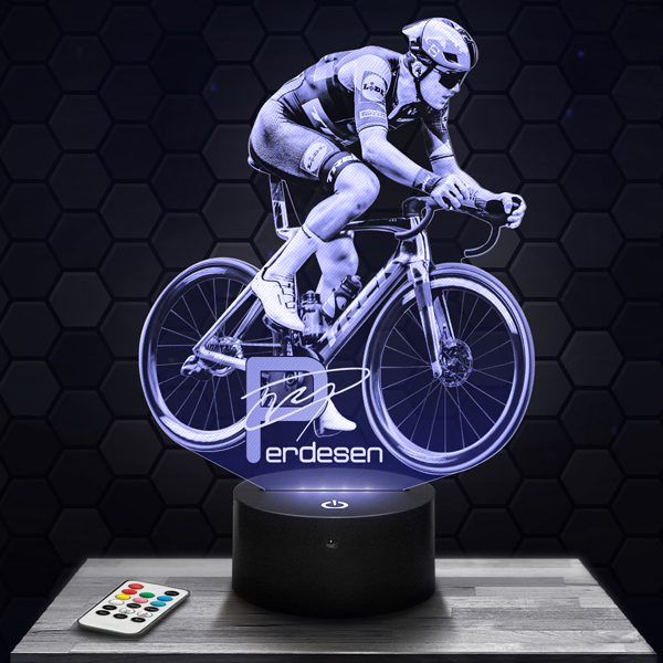 Mads
  Pedersen 3D LED lamp